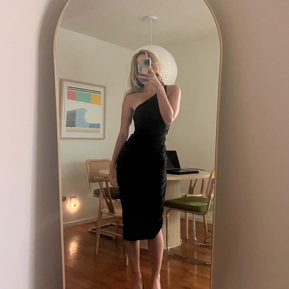 Ten by Babaton Vertigo Midi Dress